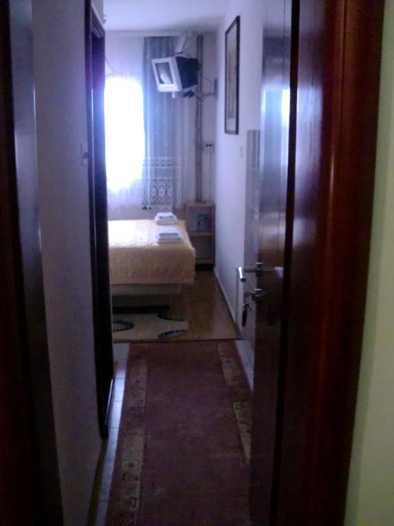 Guesthouse Ukus Durmitora Zabljak  Ngoại thất bức ảnh