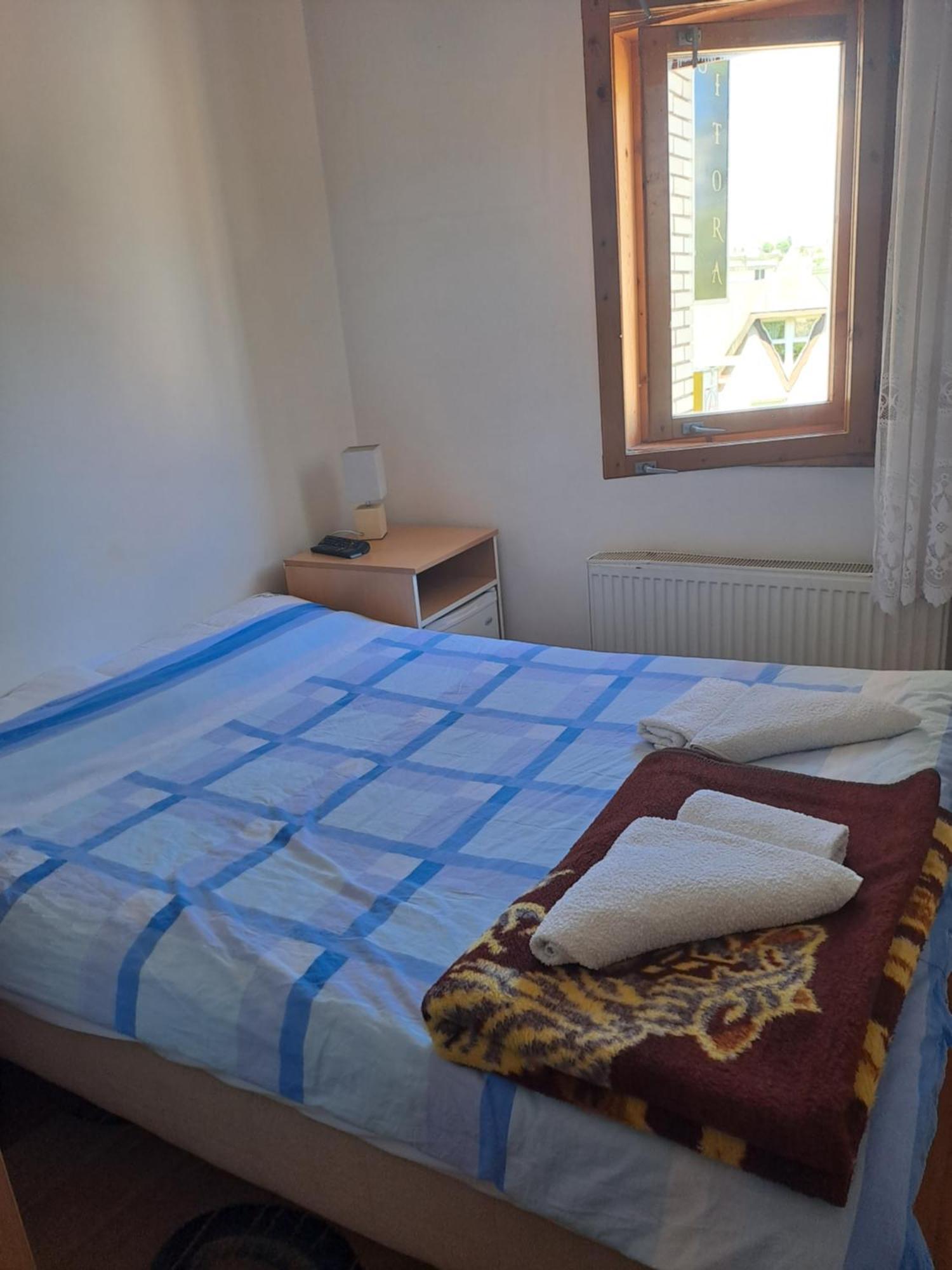 Guesthouse Ukus Durmitora Zabljak  Ngoại thất bức ảnh