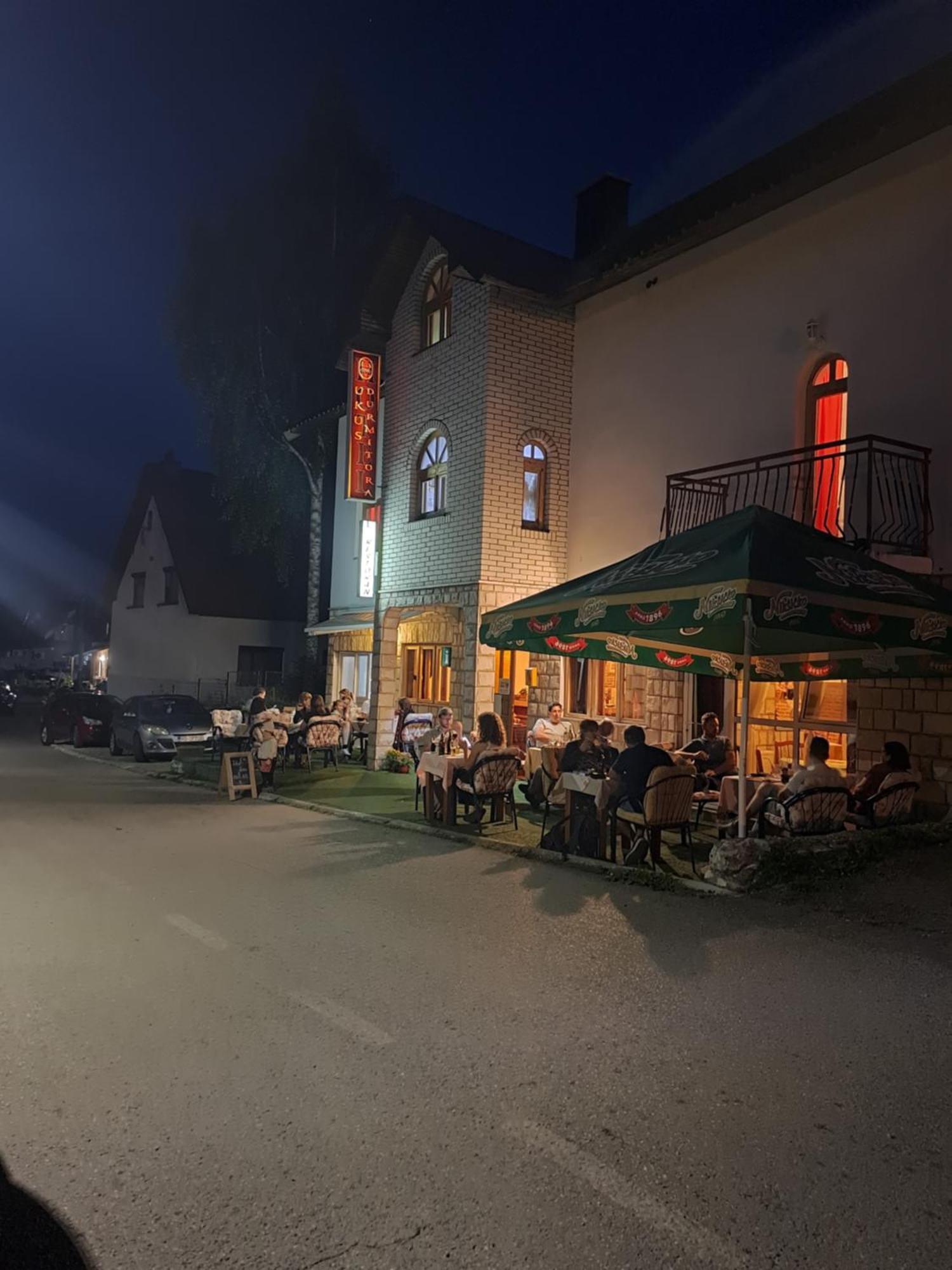 Guesthouse Ukus Durmitora Zabljak  Ngoại thất bức ảnh